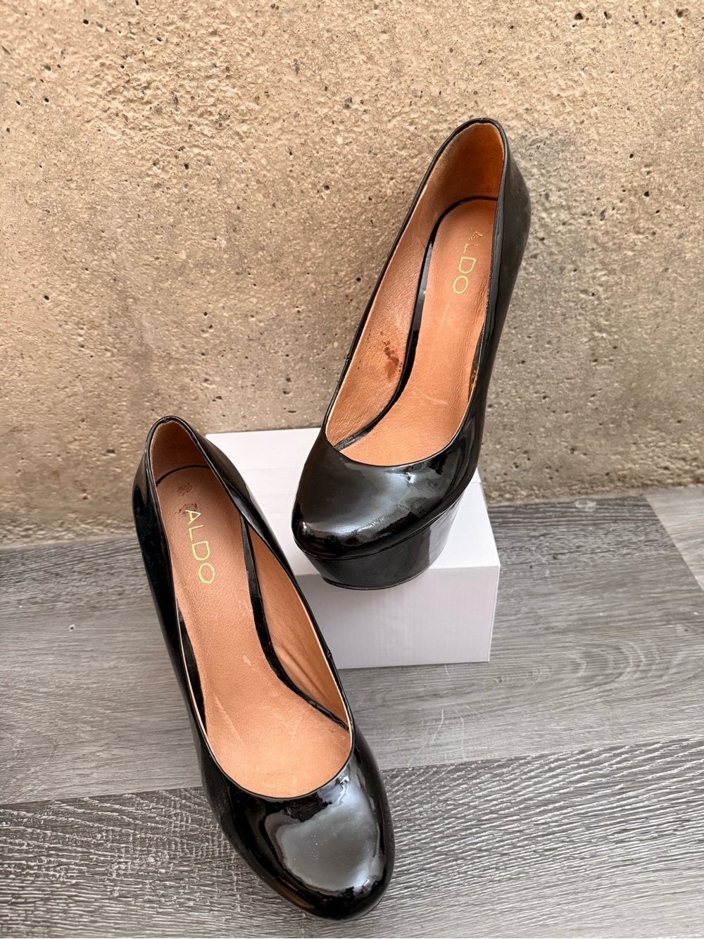 Aldo Black Patent Sculptural Wedge Pumps - Picture 5 of 12